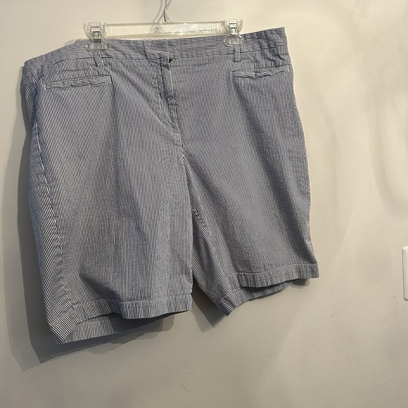 Lands' End Pants - Lands End Shorts Long Bermuda Stripe Blue White Light Seersucker Sz 18‎